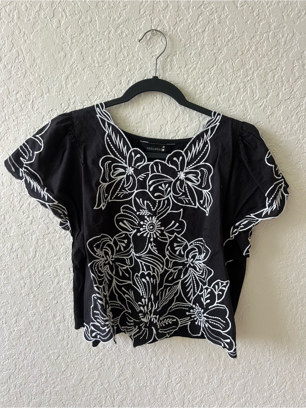 Black Floral Embroidered Short-Sleeve Blouse